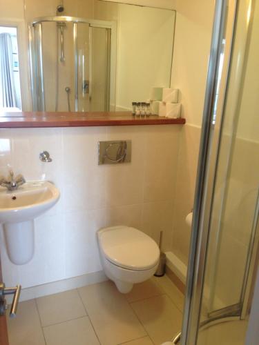 Luxury Ivy Exchange Apartments