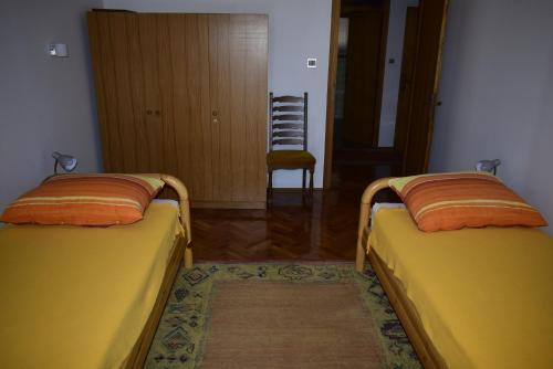 Apartment image 10