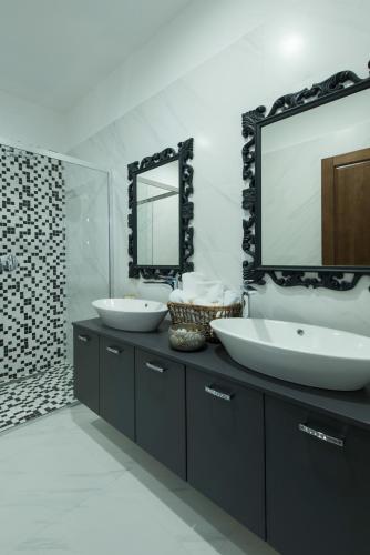 Wine Residence Cattunar - image 4