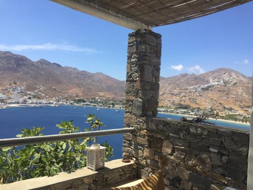 Villa with a view in Serifos