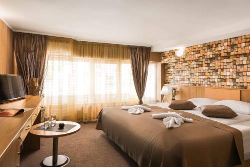 Hotel Central Point – Sofia, NY