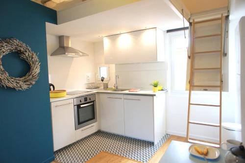 Superbe Studio Vieux Nice - calme et climatisé - image 10