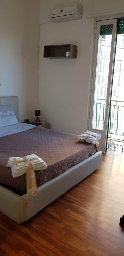 B&B Blue Crystal