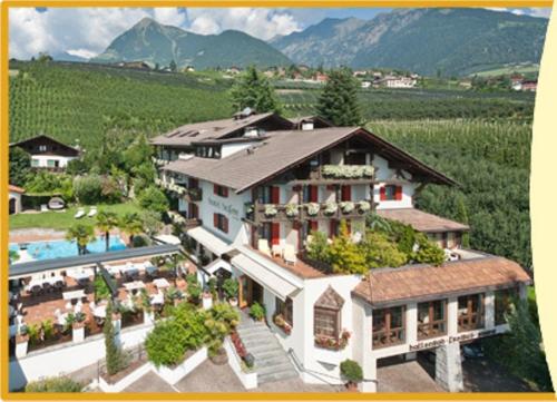  Hofer, Pension in Dorf Tirol