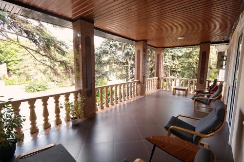 New Hotel Tourist - image 5