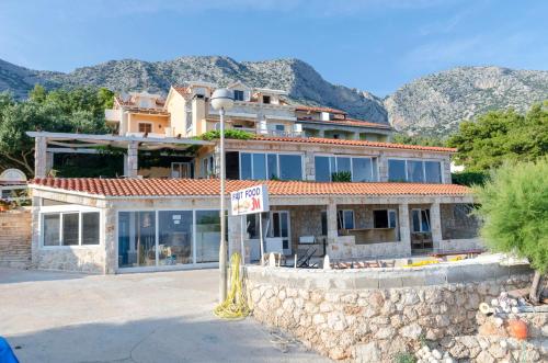  Apartments Jurica, Pension in Ivan Dolac