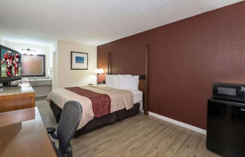 Red Roof Inn Ormond Beach In Fl - 