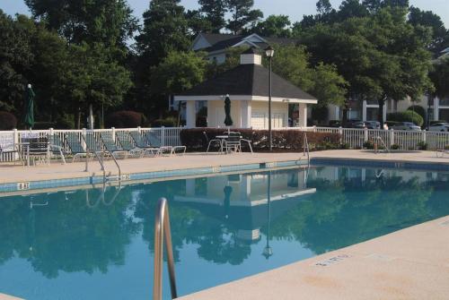 Fairways At Riveroaks 23D Condo - image 9