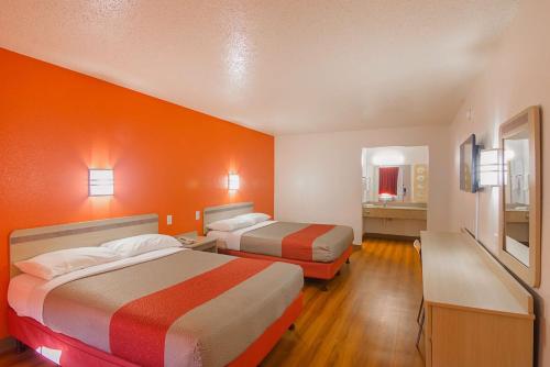 Motel 6-Lawton OK - image 6