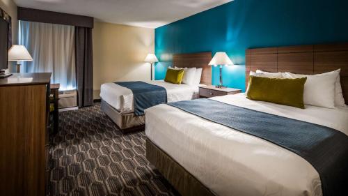Best Western Plus Yadkin Valley Inn & Suites in Jonesville, USA