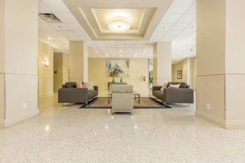 Two bed beach condo at Sian Miami in Hollywood, USA