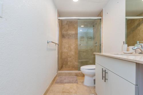 Two bed beach condo at Sian Miami in Hollywood, USA