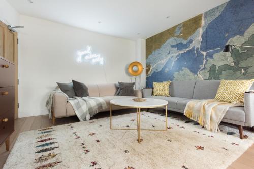 The Old Tailor House - Charming 4BDR Home