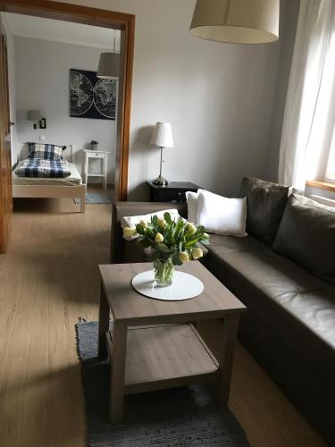 2 twin beds, 1 sofa bed
