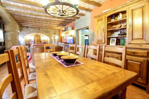 Sistach Rentals Casa Colomers in Colomers