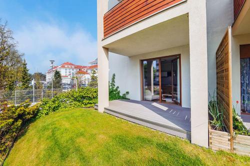 Two-Bedroom Apartment with Parking image 7