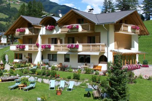 Appartement Bergkristall - Apartment - San Giovanni in Val Aurina