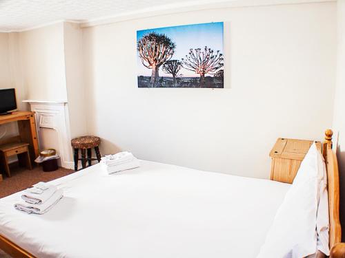 The Queensbury Hotel - main image