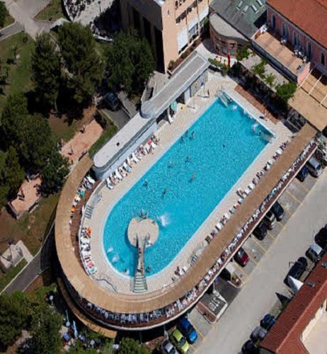 Pool, Apartments Artemus Karliva in Izola