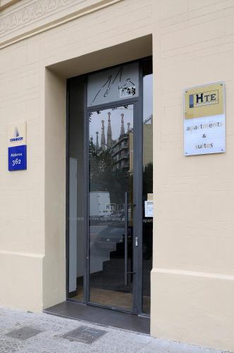Apart-Suites Hostemplo - image 4