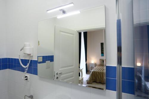 B&B Rosolino - image 8