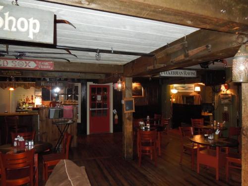 酒吧/高級酒吧, 野貓酒店及小酒館 (Wildcat Inn and Tavern) in 新漢普郡傑克遜 (NH)