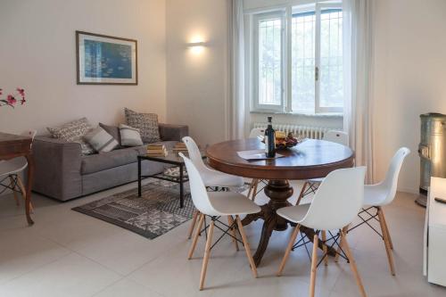  Macchia home in Marina di Carrara