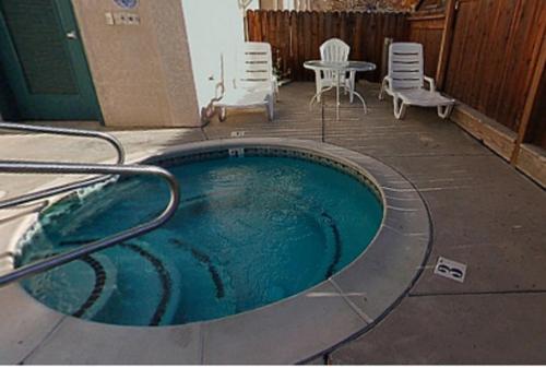 Cloverdale Wine Country Inn & Suites - image 11