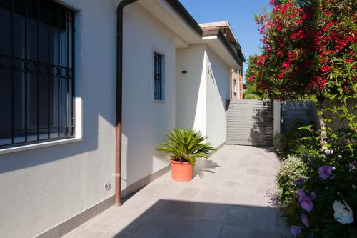  Flora Home in Marina di Carrara