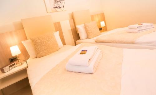 Single Room image 10