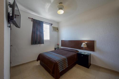 Hotel Villa Fontana Hotel Villa Fontana is perfectly located for both business and leisure guests in Chetumal. Featuring a satisfying list of amenities, guests will find their stay at the property a comfortable one. 24-h