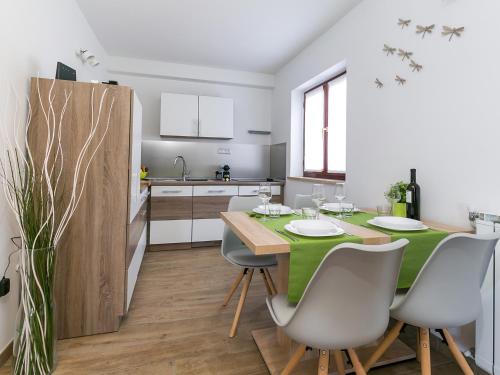 Iekārtas, Pool Premium Apartment in Marasi