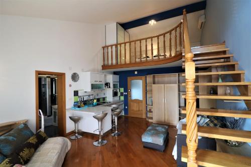 Studio Apartment with Sea View