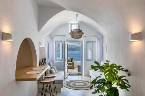 3 Caves by Caldera Houses, Oia (photo 7)