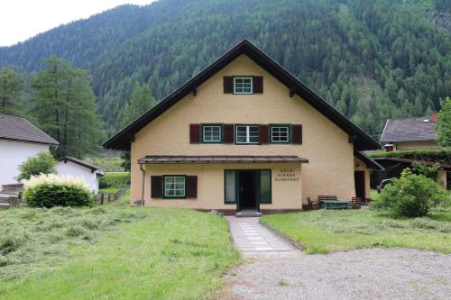 Ferienhaus Rieger - Apartment - Mallnitz