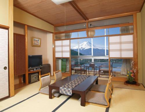 Kawaguchiko Hotel New Century