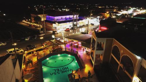 Vanessa Hotel - image 10