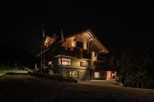 Rinderberg Swiss Alpine Lodge