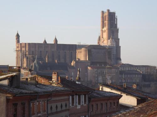 . Les Berges de la Cathédrale