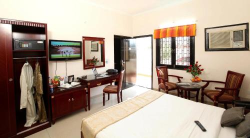 Hotel Kridha Residency - Opposite Prem Mandir Vrindavan