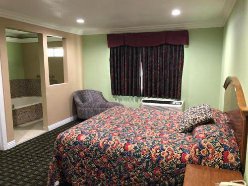 American Inn & Suites LAX Airport in Inglewood, USA