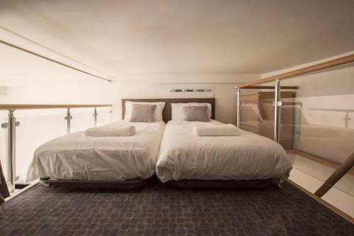 Chic Paris Retreat, Steps from Notre Dame and Le Marais, Paris (photo 4)