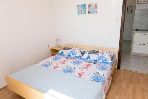 Apartments Ksenija - image 13