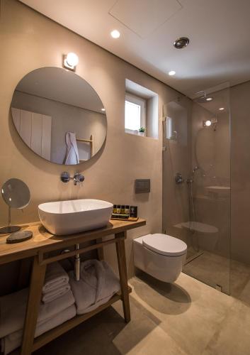 150905713 BASSA MAINA Villas & Suites