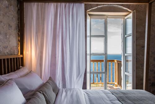150905716 BASSA MAINA Villas & Suites