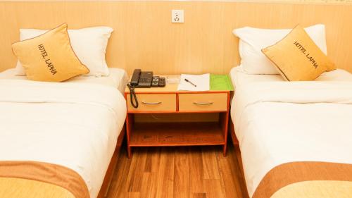 room detail thumbnail 2