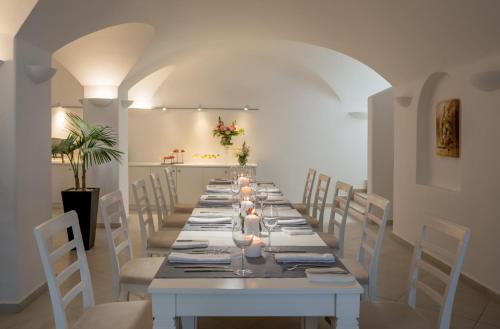Amber Light Villas - image 4