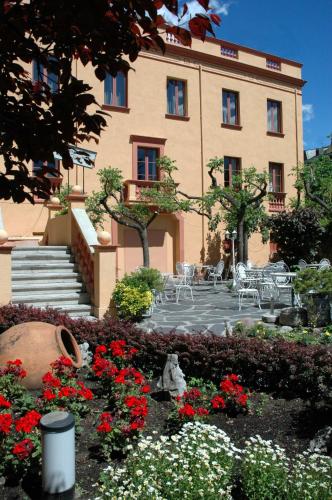 Hotel Andria Andria is perfectly located for both business and leisure guests in La Seu dUrgell. The hotel offers a wide range of amenities and perks to ensure you have a great time. All the necessary facilities,