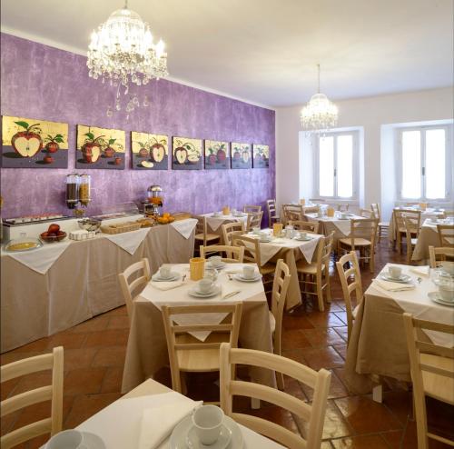 Hotel Porta Marmorea 3
