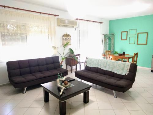 Dimitris Luxury Apartment in Keramotí